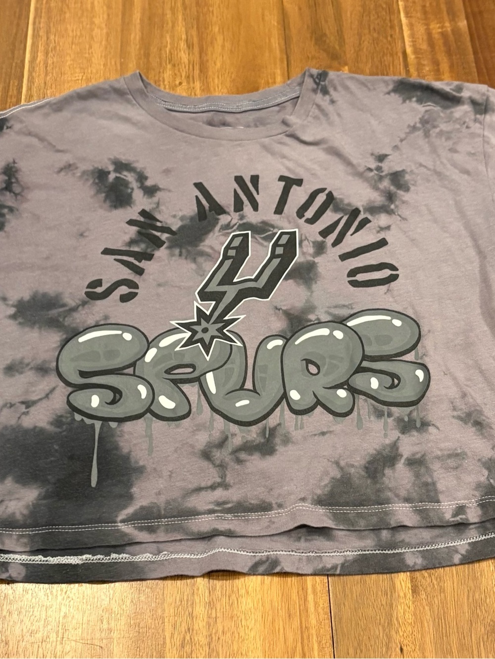 Stadium Athletics San Antonio Spurs Gray Tie-Dye Crop Top